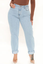 Stop Worrying Easy Waist Mom Jeans - Light Blue Wash